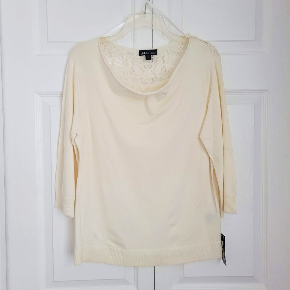 LACE YOKE CREAM LIGHTWEIGHT SWEATER, SIZE XL